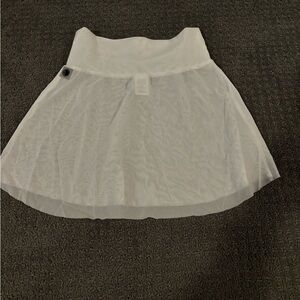 Girls' White Layered Tulle Skirt with Soft Waistband